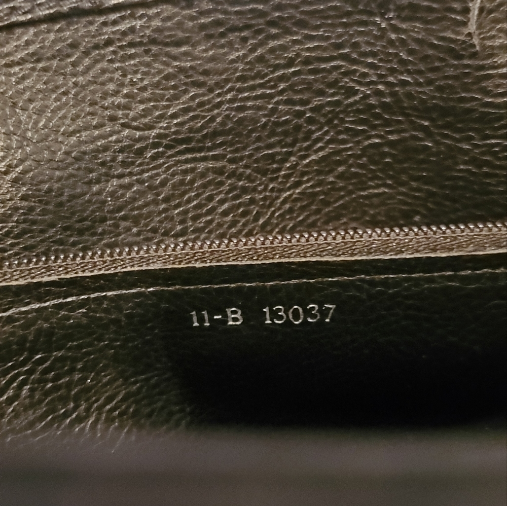 Authentic Vintage Fendi Black Leather Shoulder Bag Suede Flap Gold Medallion - Picture 14 of 14